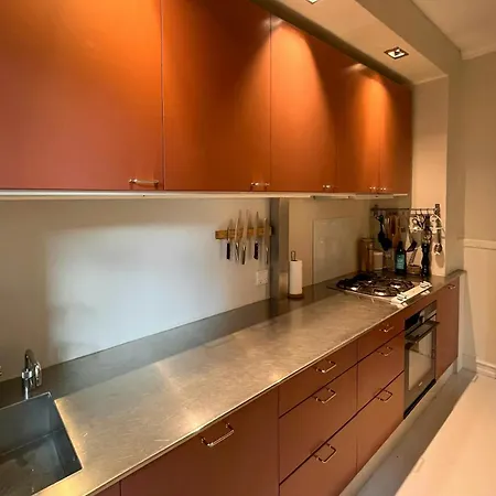 Apartamento Townhouse With Japanese Cherry Tree In Osterbro