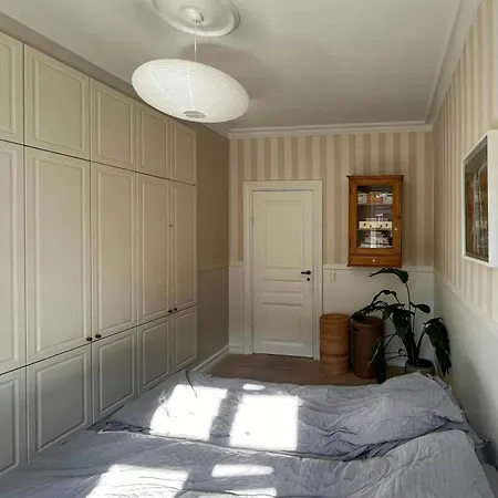Townhouse With Japanese Cherry Tree In Osterbro * Kopenhaga